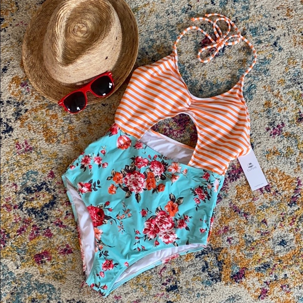 CUPSHE brand new one piece.